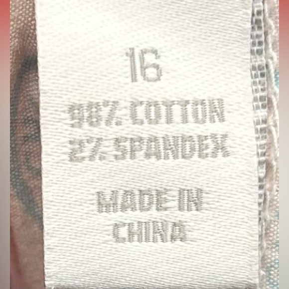 Carter Club Red Jeans | Size 16 Women’s - Picture 3 of 4